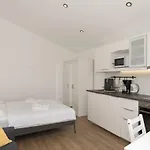 Ivan Apartment *